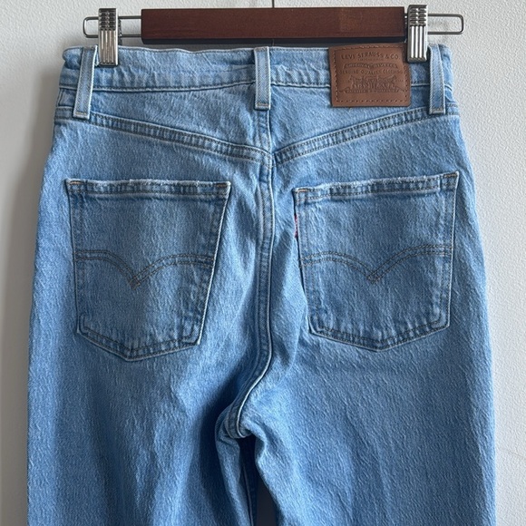 Levi’s 70s High Slim Straight Jeans - Picture 8 of 12